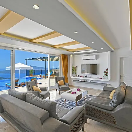 Vila Voyage *